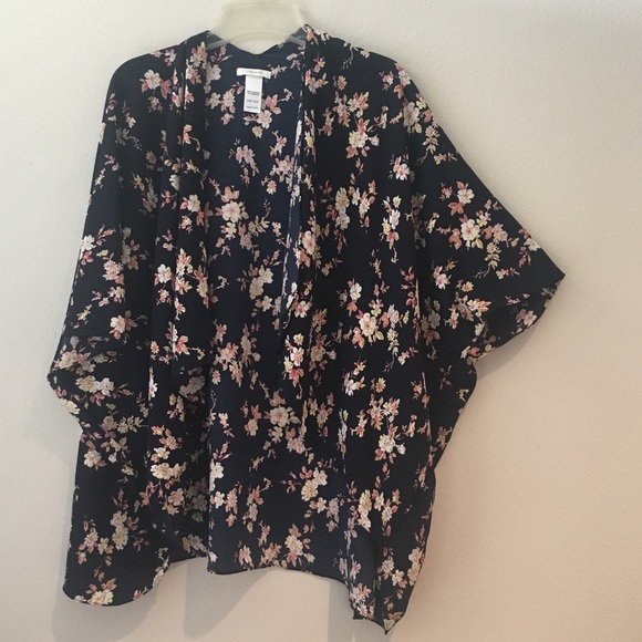 Maurices Tops - Maurice’s Floral Kimono
